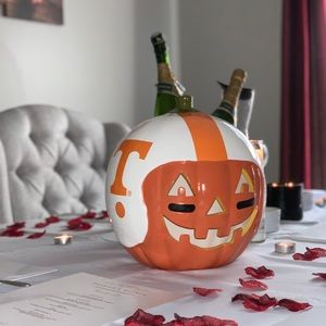 Meet your Posher, Derrick